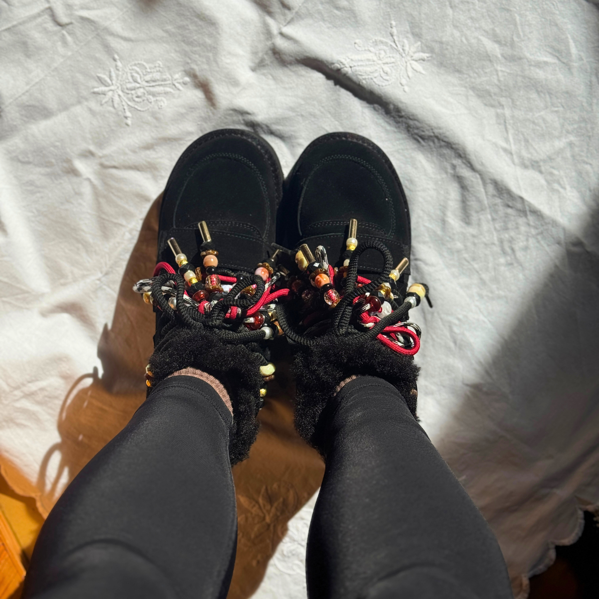 Queen of hearts boots
