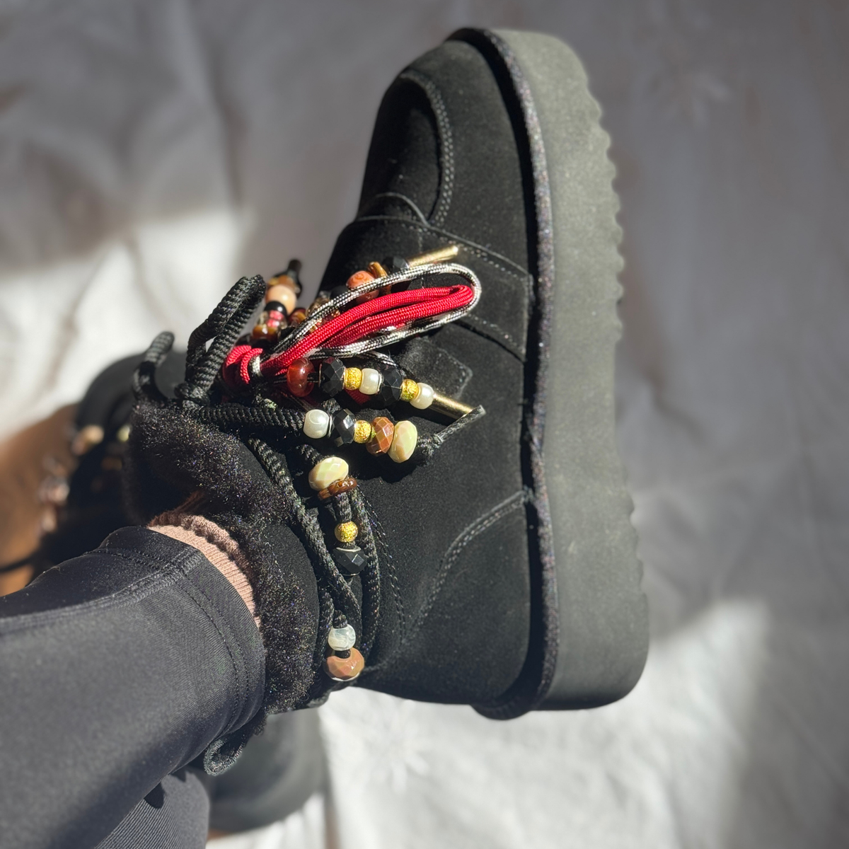 Queen of hearts boots
