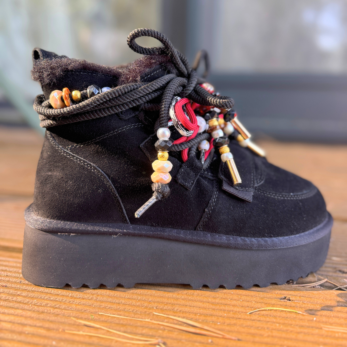 Queen of hearts boots