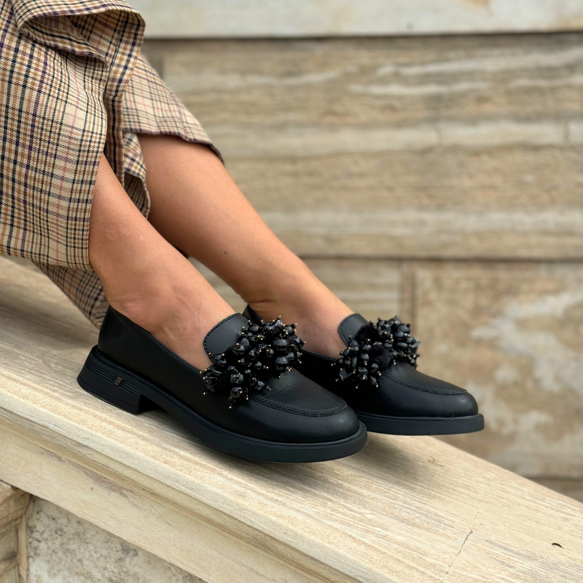 Black on Black Loafers - Sandalea